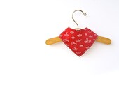 Bandana bib in red for  organic babies. Boat  scarf. Baby shower gift