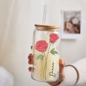 Aangepaste bloemenbeker, glas geboortebloem, gepersonaliseerde beker geboortebloem, beker geboortebloem, Moederdag, cadeaus voor haar, kopje ijskoffie