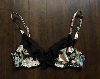 Victoria's Secret Women's Bra