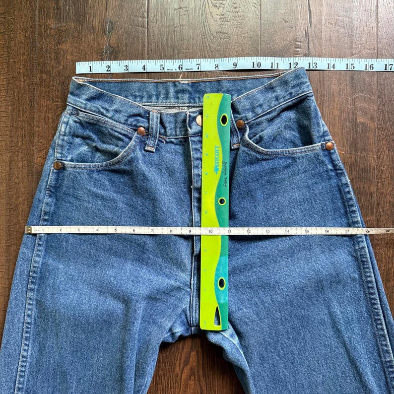 Vintage Wrangler Western Hi Waist Jeans Sz 3 25x35 Red Tab Rodeo Cowgirl image 6
