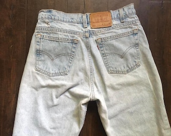 Vintage Levi 550 Light Wash Hoch taillierte Mom Jeans 30