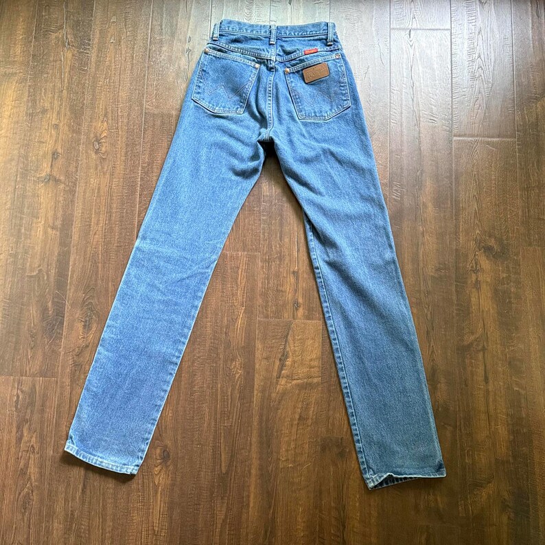 Vintage Wrangler Western Hi Waist Jeans Sz 3 25x35 Red Tab Rodeo Cowgirl image 4