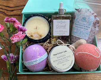 Self Care Sunday | Gift Box | Hamper | Candle | Skin Care