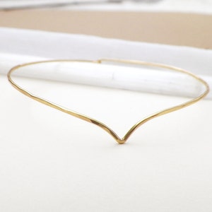Pulsera geométrica dorada, pulsera con diseño de chevrón, pulsera en forma de V, joyería minimalista, regalo para ella, brazalete de oro rosa, pulsera de plata de ley