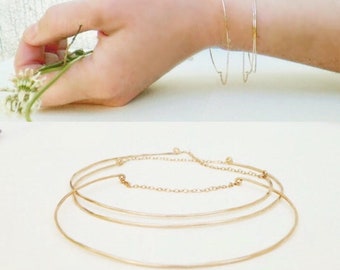Dainty Gold Bangle set, delicate gold bracelets, minimalist jewelry, skinny stacking bracelet, delicate chain bracelet, gift for her