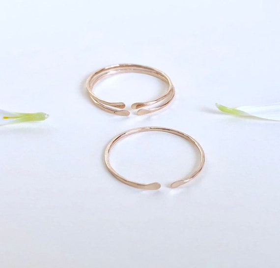 Dainty Gold Hammered Rings/ delicate ring set/ minimalist ring/ small gold ring/ skinny rings/ adjustable rings/ bridal jewelry