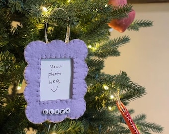 Polaroid Frame Felt Scalloped Ornament Template