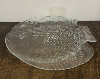 ヴィンテージ アルコロック フランス 大きな魚の形をしたガラスの皿と