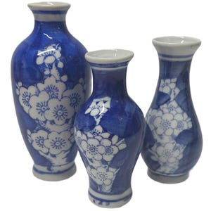 Vintage Blue & White Miniature Ceramic Asian Vases - Set of 3