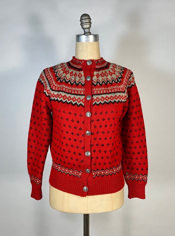 Vintage 1950’s hand knit wool cardigan sweater fro