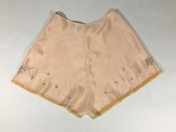 Vintage 1930’s shell pink rayon tap pants shorts … - image 9