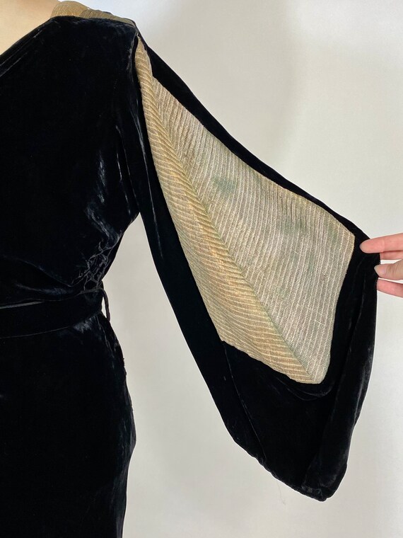 1930s vintage black silk bias cut gown with lamé pane… - Gem