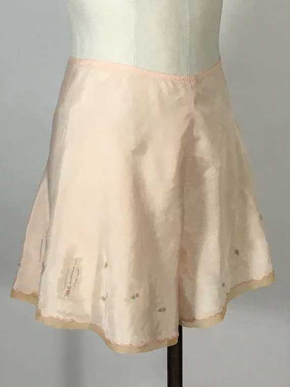 Vintage 1930’s shell pink rayon tap pants shorts … - image 8