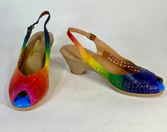 1970’s vintage hand-painted rainbow peep toe sling back leather heels size 7.5