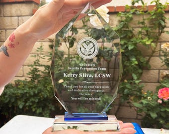 Personalisierte Kristallanerkennungsauszeichnung: Individuell gravierte Plakette, Mitarbeiter des Monats, Dienstjahre,