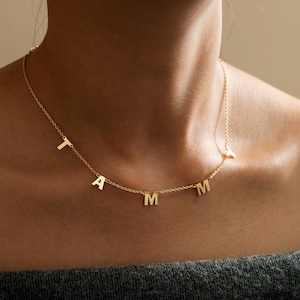 Collar con letras espaciadas, collar con nombre inicial personalizado, delicada gargantilla con letras de oro de 18 k, joyería con nombre, regalos para mamá, collar para mujer