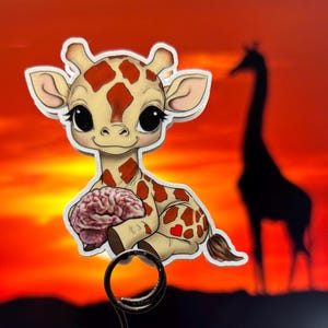 Adesivo animal fofo pastel girafa segurando cérebro Decalque recortado perfeito para laptop caderno copo diário scrapbook kindle telefone colecionável