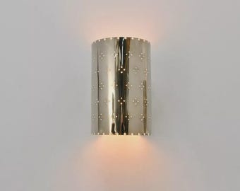 Paire d'appliques murales cylindriques perforées en laiton avec éclairage de chevet moderne | Luminaire | Éclairage mural décoratif de luxe dans le couloir de la chambre à coucher