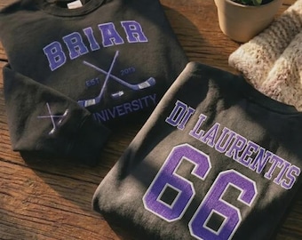 Sudadera personalizada bordada de la Universidad Briar – Sudadera con capucha para romance de hockey fuera del campus – Regalo para amantes de los libros