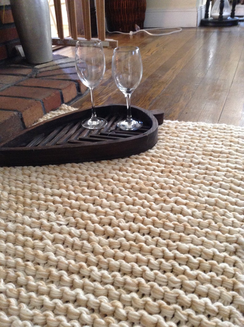 Chunky Knit Crochet Rug image 3