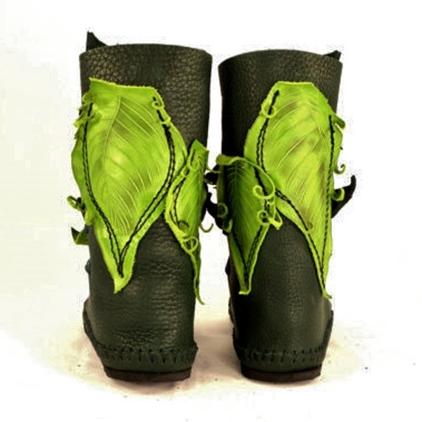 Elf Wrap Moccasin Forest Green w/ Irish Green Leaf Applique