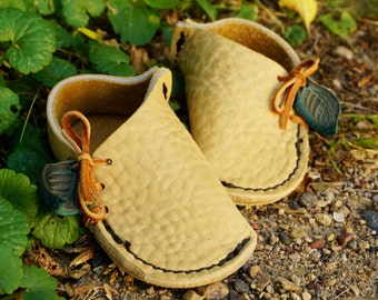 BABY Soccasin Moccasin / Grounding Earthing Shoes Handmade Leather Moccasins Slippers Slip-On 3mo 6mo 9mo 12mo Unique Baby Shower Gift