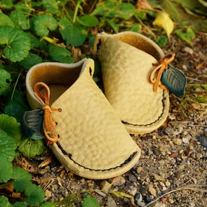 BABY Soccasin Moccasin / Grounding Earthing Shoes Handmade Leather Moccasins Slippers Slip-On 3mo 6mo 9mo 12mo Unique Baby Shower Gift