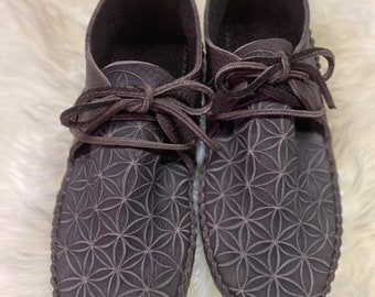 Sneakasin Flower of Life toes