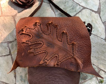 Oak and Leather Smartphone Purse / Strength, Endurance, Stability, Success, Protection, Wisdom, Nobility, Courage, Power, Lightening