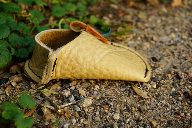 BABY Soccasin Moccasin / Grounding Earthing Shoes Handmade - Etsy