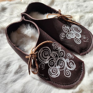 ADULT Soccasin Moccasin / ocean waves / rabbit fur / Grounding Earthing Shoes Handmade Leather Moccasins House Slippers Light Womens Mens