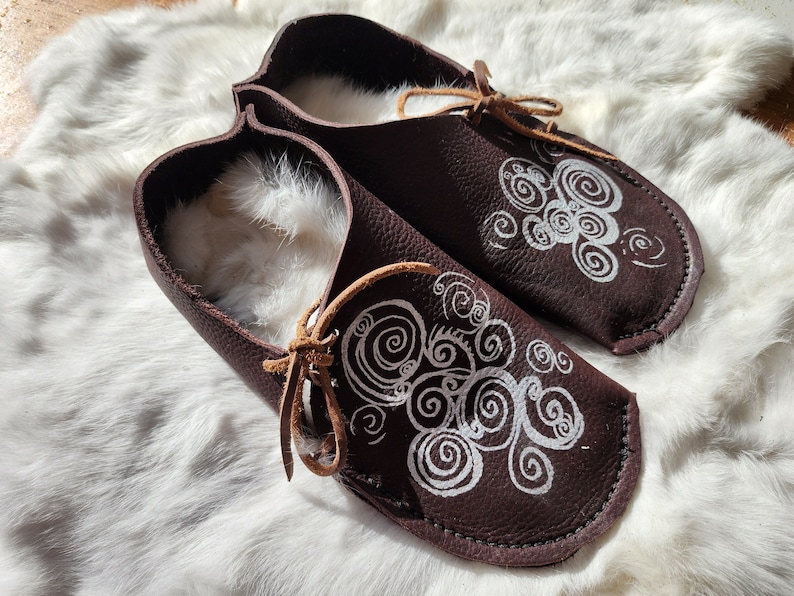ADULT Soccasin Moccasin / ocean waves / rabbit fur / Grounding Earthing Shoes Handmade Leather Moccasins House Slippers Light Womens Mens image 1
