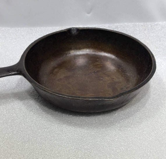 No. 3 Cast Iron Skillet 6.5 Inch, Small Fry Pan 