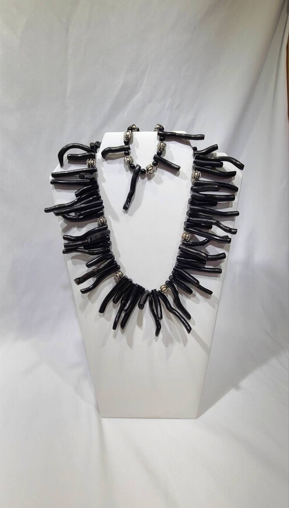 Vintage Black Coral Necklace and Bracelet