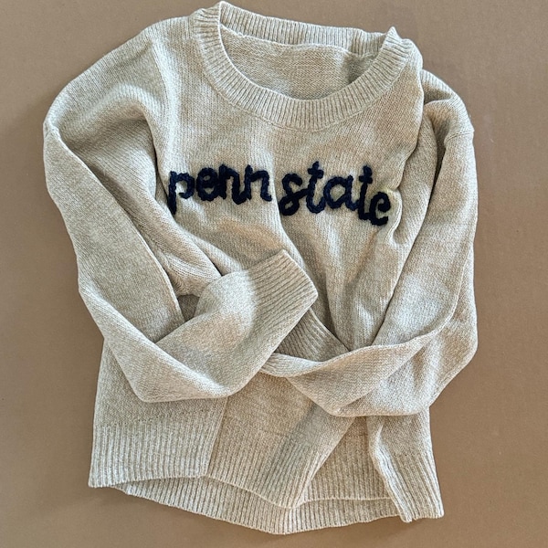 Geborduurde crop sweater met teamlogo – Gepersonaliseerde sportkleding
