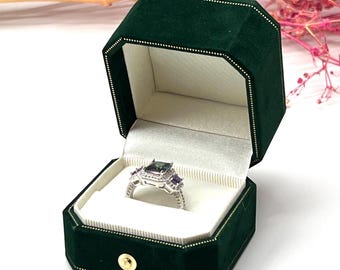 Vintage Design Velvet Ring Box: Dark Green Octagonal Jewelry Storage