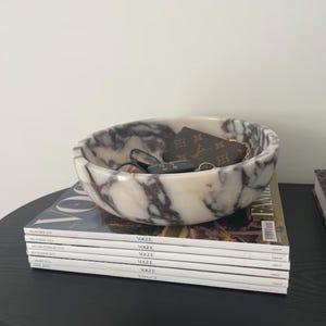 Calacatta Viola Marble Bowl – Handmade Round Stone Centerpiece – Luxury Coffee Table Decor