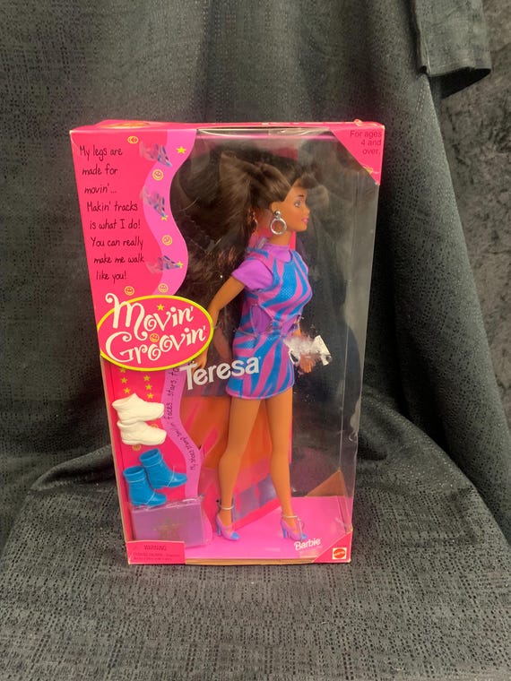 Barbie Teresa – Purse Galore – 2002 – Mattel 56679 – Poupée Brune NEUVE, Boîte Abîmée