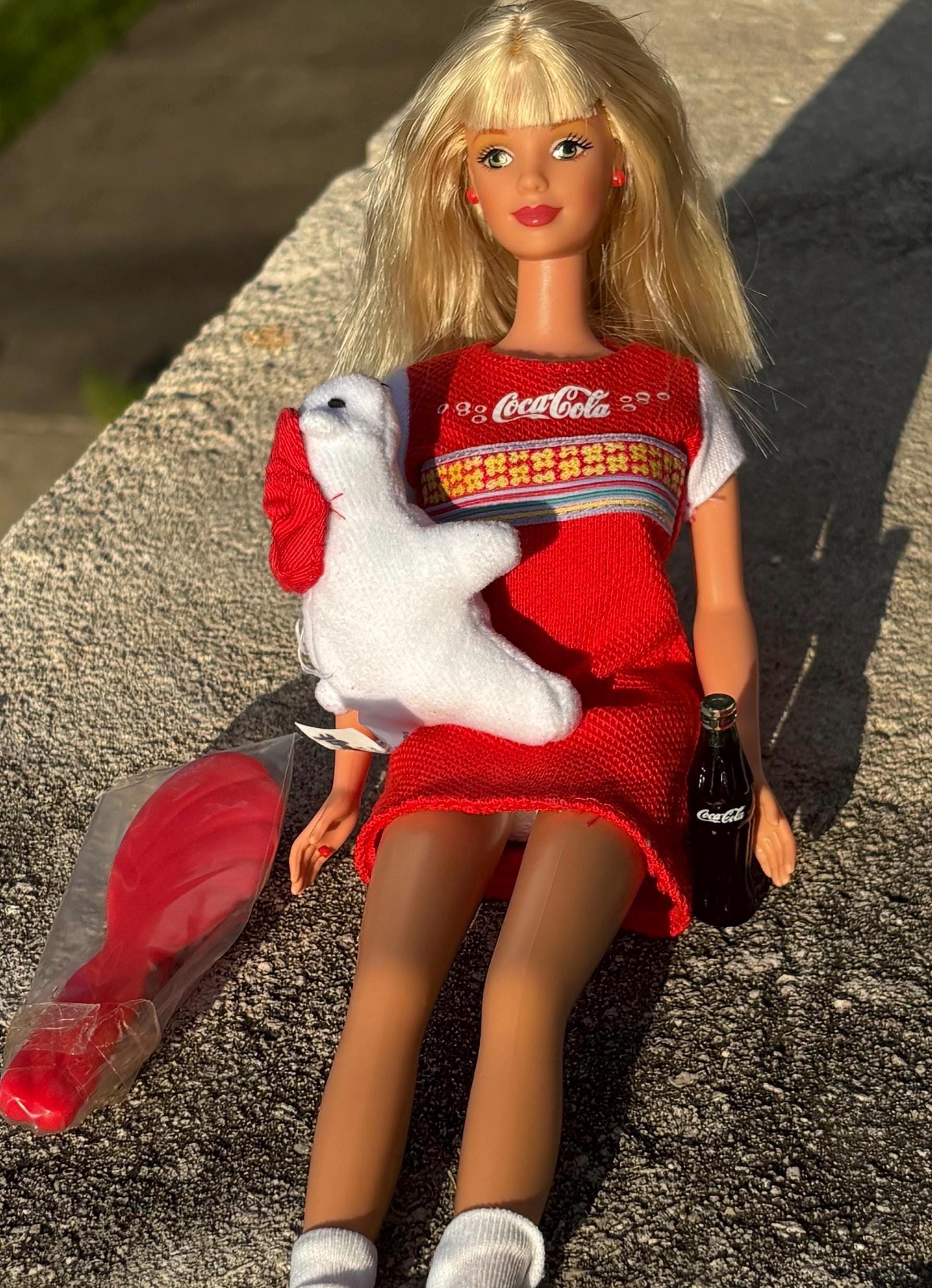 CocaCola Barbie バービー人形 Coca Cola Party Barbie 1998 - Etsy