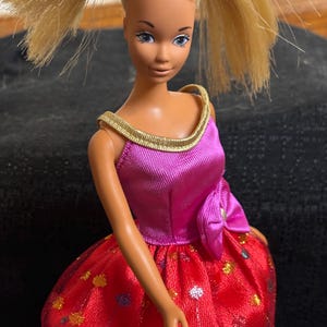 Sonnenuntergang Malibu PJ Barbie neu gekleidet