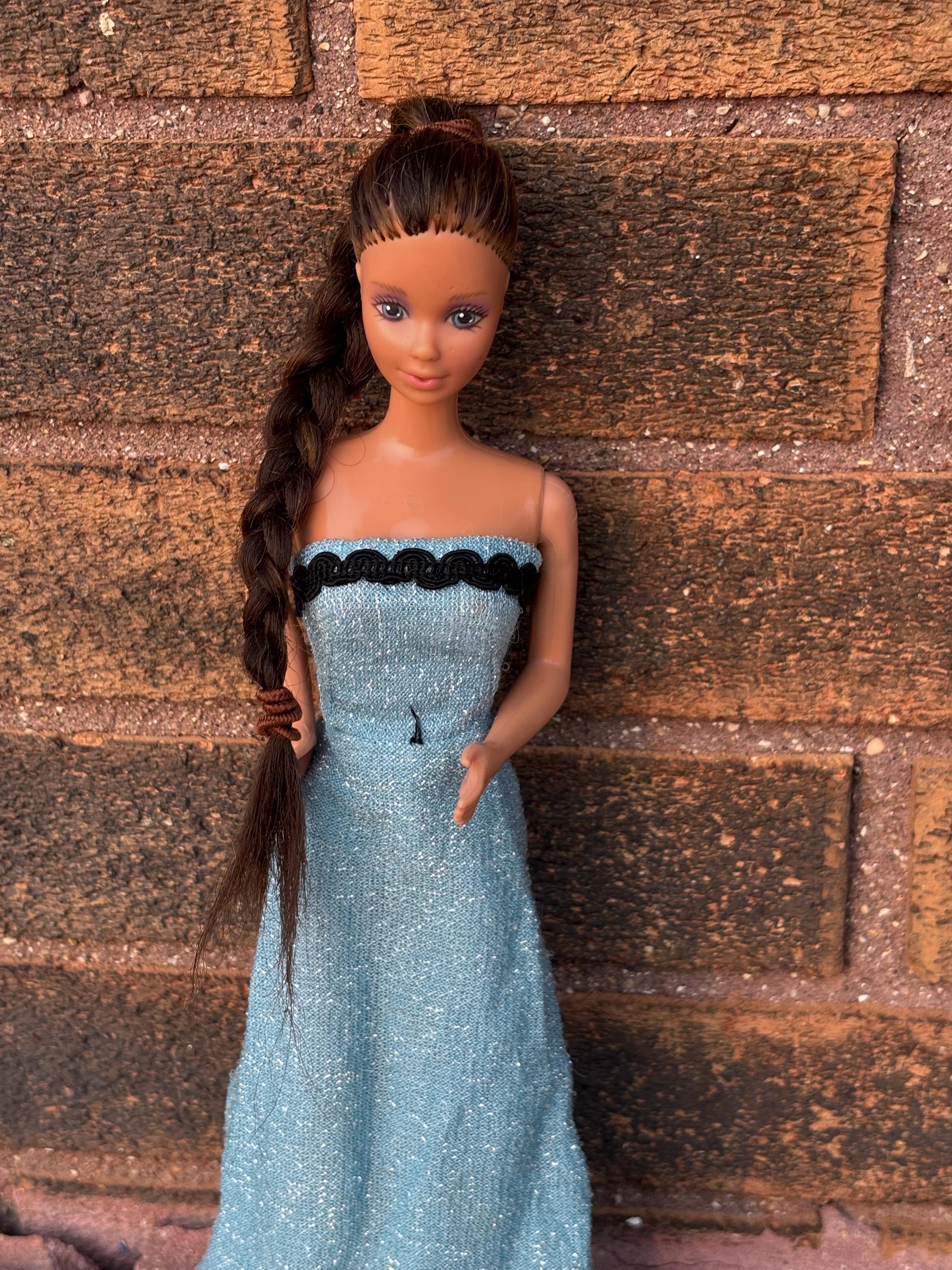 BARBIE 1862 LAURA Jewel Secrets EUR 49,00 - FR