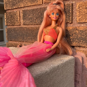 Fountain Mermaid Barbie without crown
