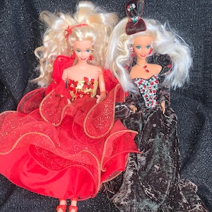 Barbie Happy Holiday Dolls Set Of 2