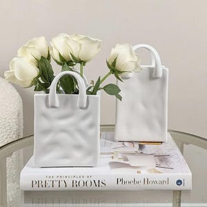 Jarrón de cerámica con forma de bolso para flores, jarrón decorativo moderno blanco para decoración de mesa
