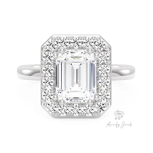 Emerald Lab Diamond Engagement Ring – Exquisite Halo Bridal Jewelry, Elegant & Timeless, Perfect for Proposals