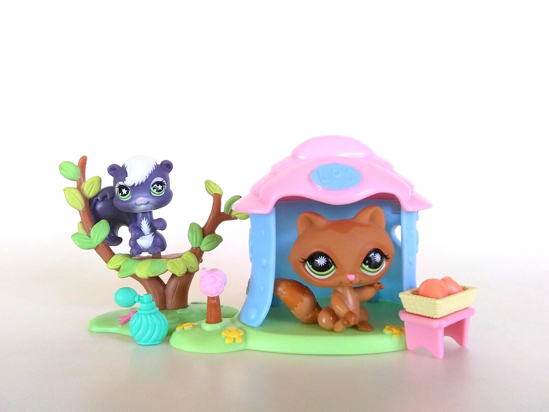 Lps Raccoon Littlest Pet Shop LPS Raccoon & Skunk Set: Figures #953 and #961 With ...