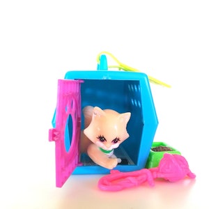 Vintage Littlest Pet Shop Playful Kitten with Snuggling Crate Cat Playset by Kenner 1993