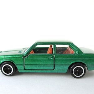 Tomica Tomy BMW 320i F23 - Metallic Green Diecast - Made in Japan