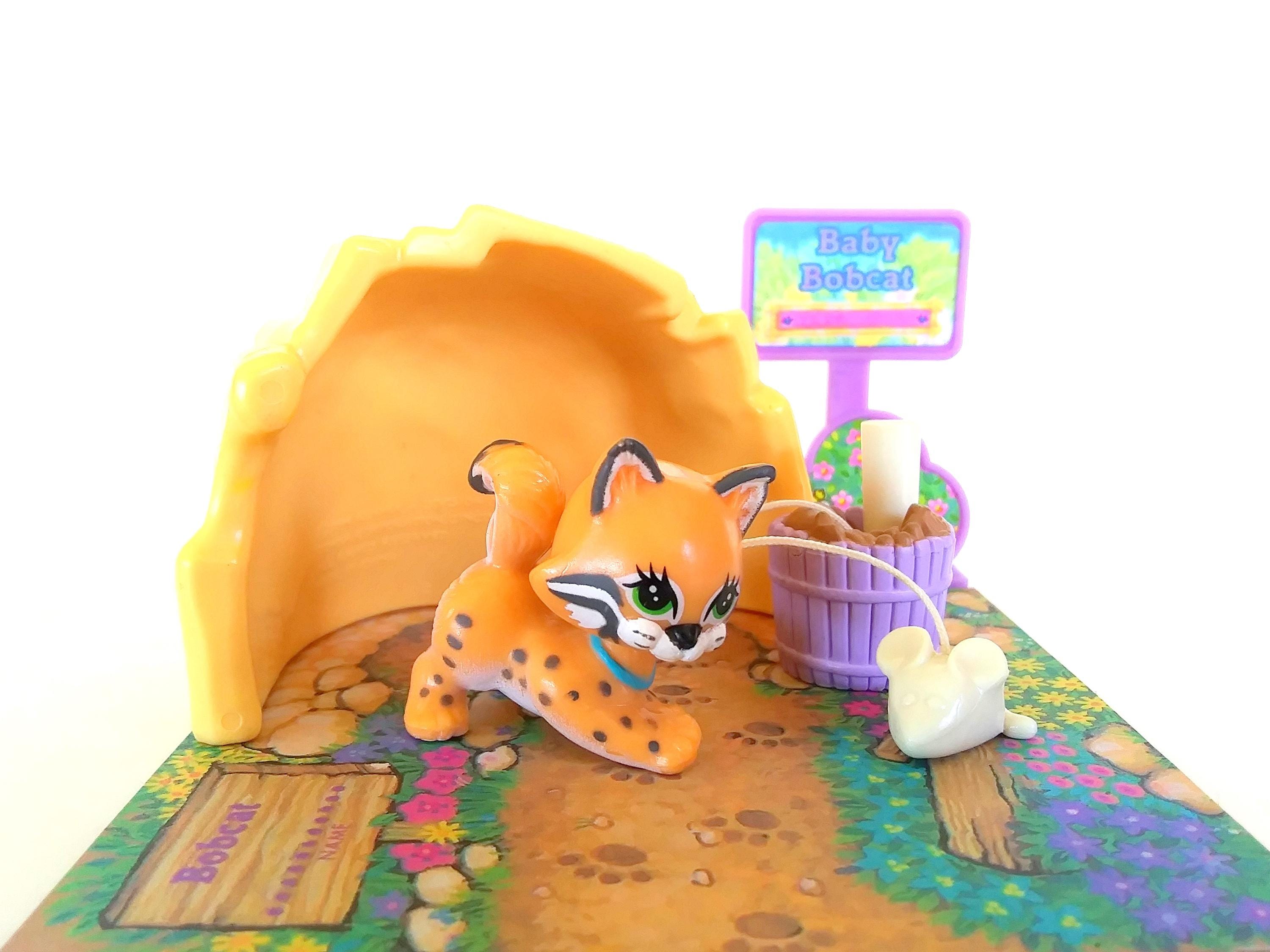 Vintage Littlest Pet Shop Zoo Baby Bobcat With Mountain Den Kenner