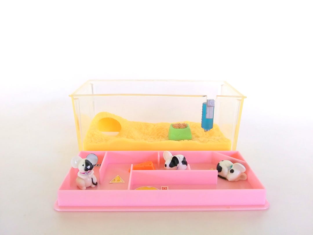 Vintage Littlest Pet Shop Itsy Bitsy Mice With Cheesy Maze Mouse